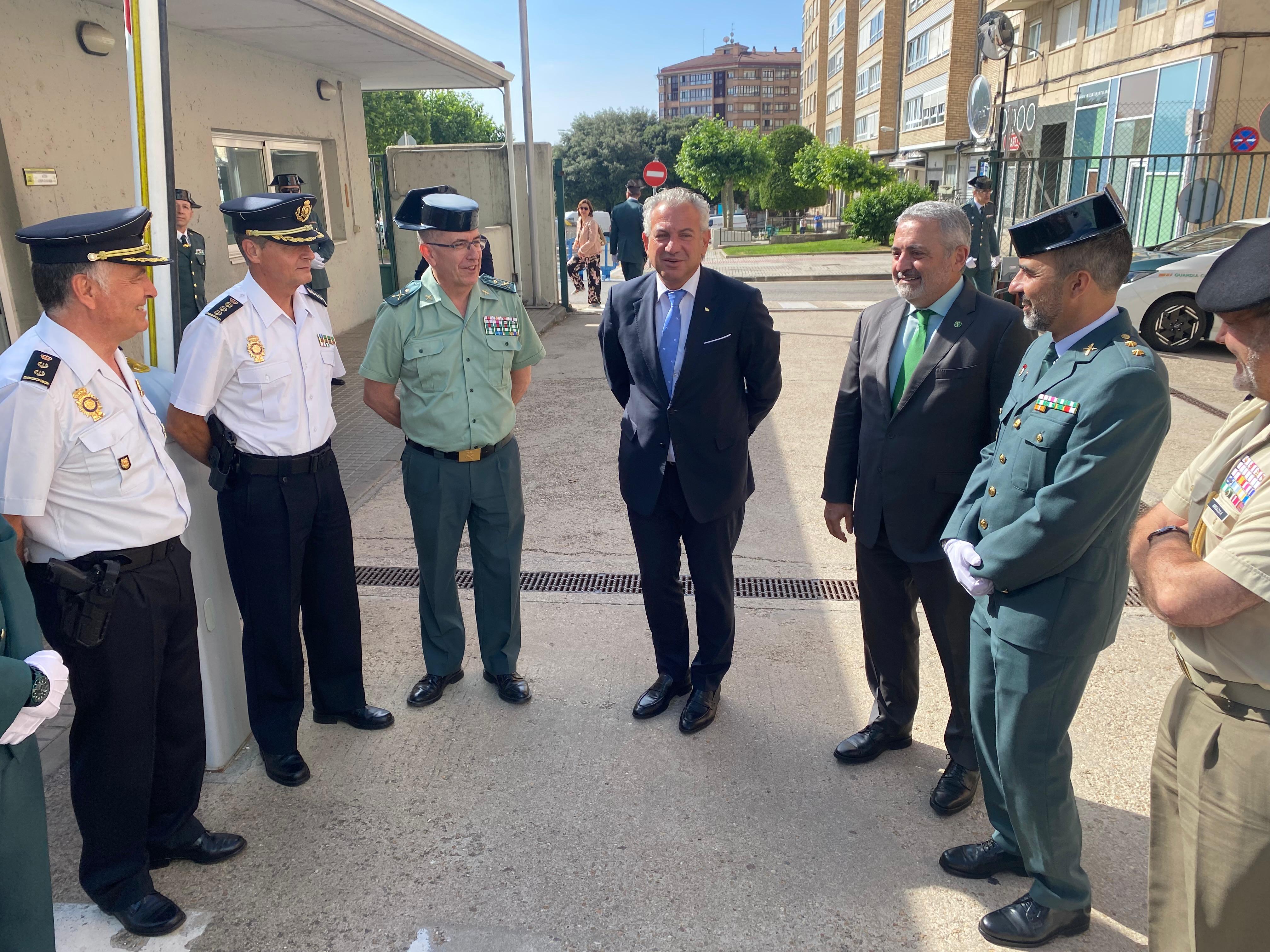  teniente coronel José Javier González, como nuevo jefe de la Comandancia de la Guardia Civil de Burgos